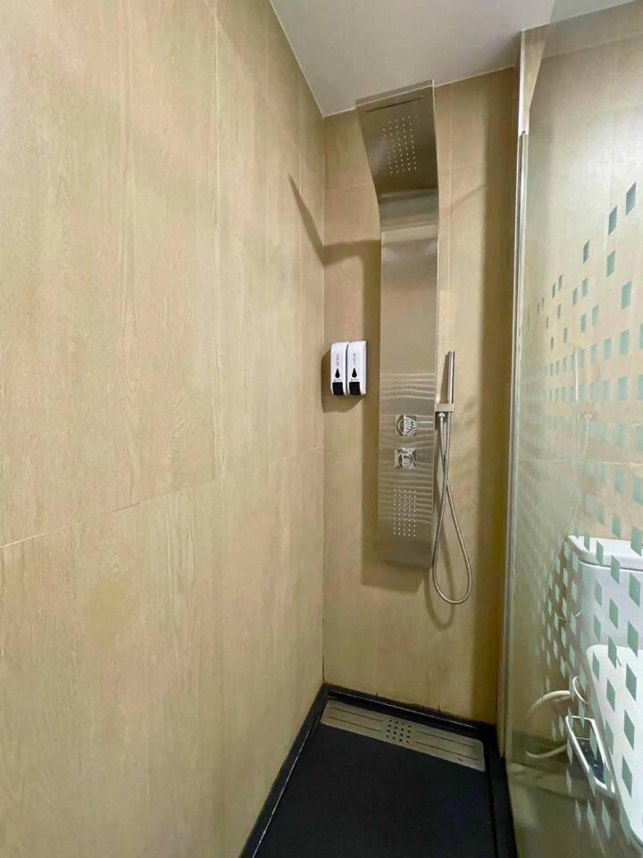 Home4U Apartamento Con Cochera Granada Kültér fotó