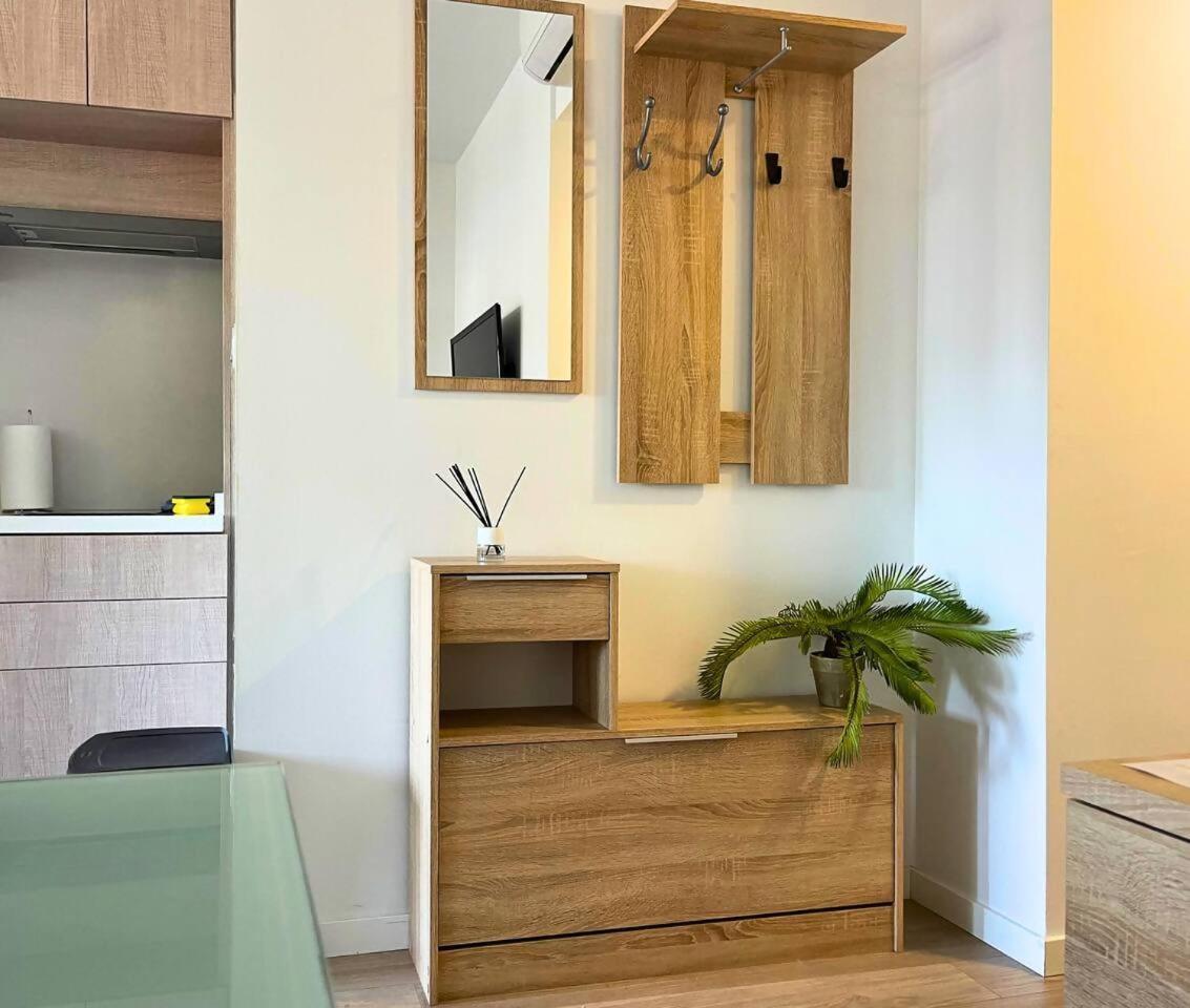 Home4U Apartamento Con Cochera Granada Kültér fotó