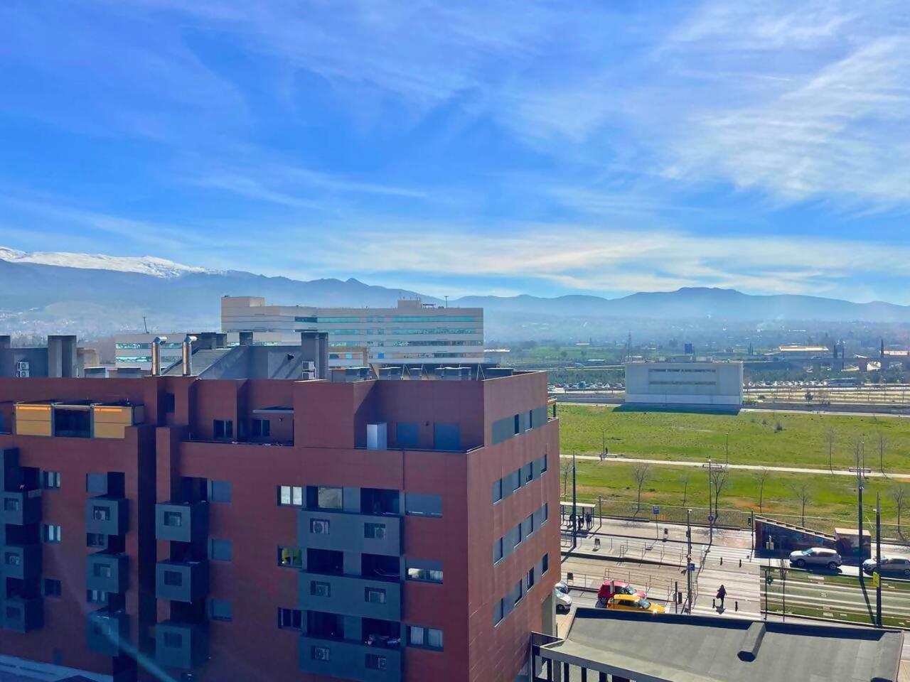 Home4U Apartamento Con Cochera Granada Kültér fotó