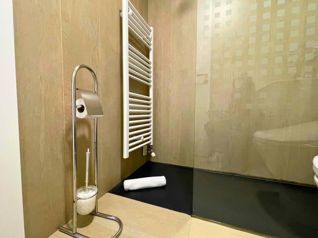 Home4U Apartamento Con Cochera Granada Kültér fotó